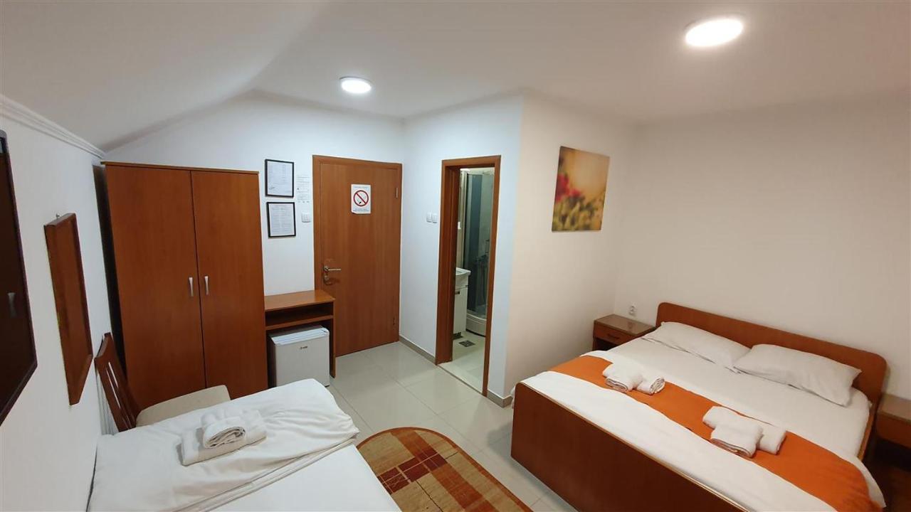 Rooms Gat Суботица Экстерьер фото