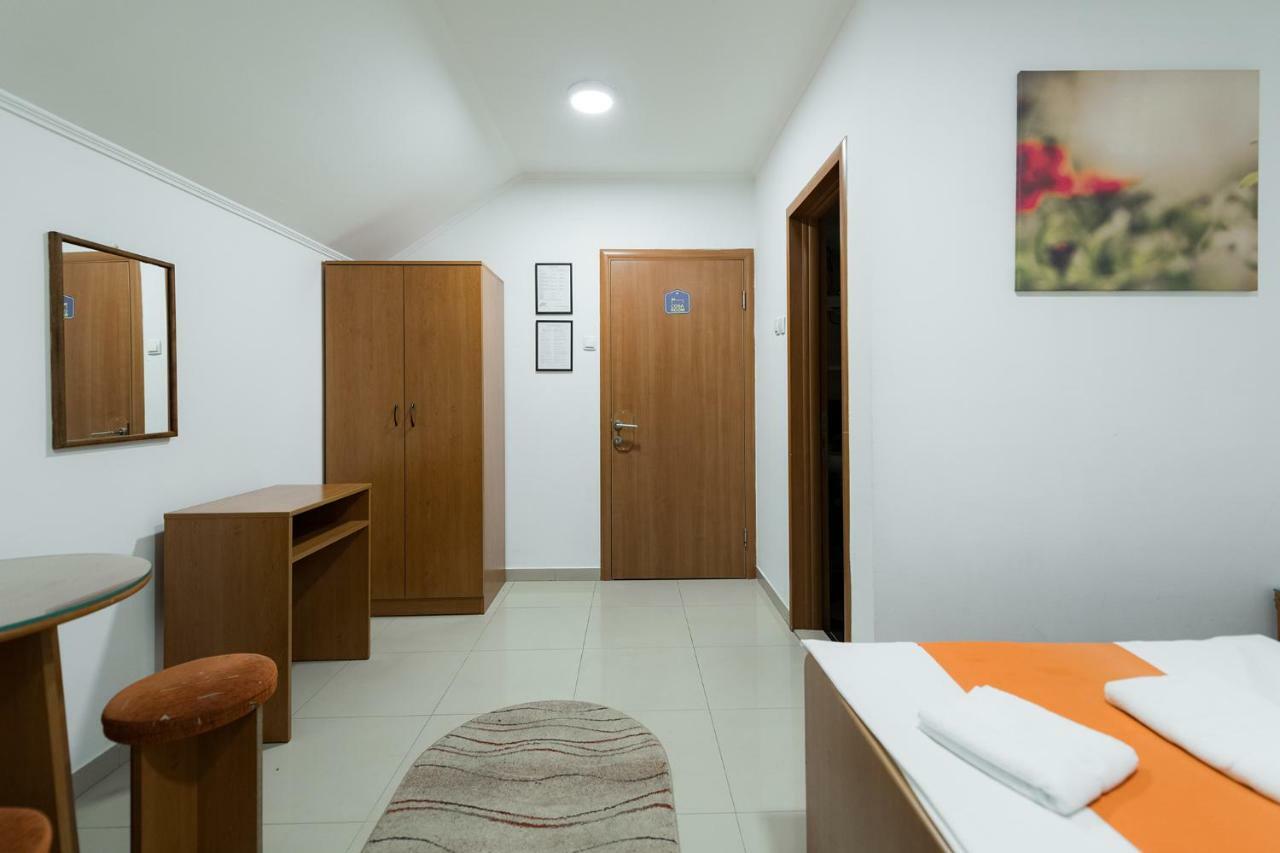 Rooms Gat Суботица Экстерьер фото