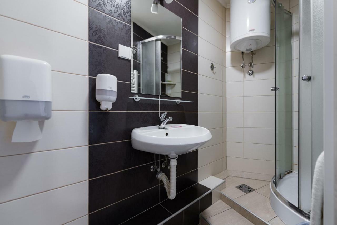 Rooms Gat Суботица Экстерьер фото
