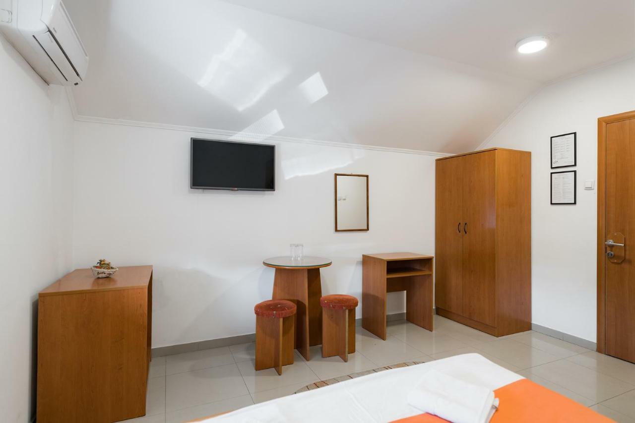 Rooms Gat Суботица Экстерьер фото